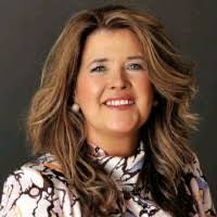 Miriam Farrell's Instagram, Twitter & Facebook