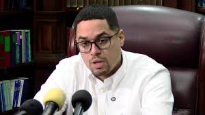 CatchItFirstOnLove **Dr. Adrian Coye is honored by the UWI Open Campus  Belize** Today, Cardio-Thoracic Surgeon, Dr. Adrian Coye was recognized by  The University of the West Indies (UWI) Open Campus Belize. Coye,