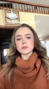 Kayla Parsons's Instagram, Twitter & Facebook