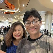 I saw a tweet saying, 'Hindi ako pwede sumuko kasi wala akong backup, kasi  ako ang backup.' And I felt that” #PilipinasToday