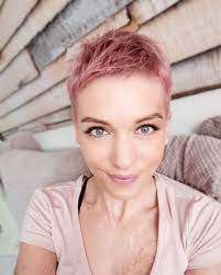 Precious Pink Pixie Hairdare Womenshair Beauty Hairstyles Shorthair Pixie Haircolor Pinkhair Short Pixie Haircuts Very Short Hair Super Short Hair