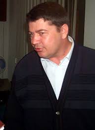 Primul elicopter care a aterizat pe Sky Tower a venit de la Bacau! Afla ce  milionar a "parcat" pe cea mai inalta cladire din tara!