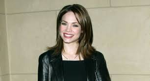 Elizabeth Webber - Wikipedia
