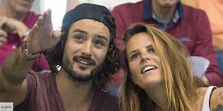 Ils sont très rapidement tombés amoureux et quelques mois après le début de leur histoire, la nageuse professionnelle a voulu fonder une famille avec l'élu de son coeur. Laure Manaudou Et Jeremy Frerot Font Hurler De Rire Les Internautes En Plein Confinement Video