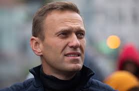 Навальный был владельцем 35 % акций этой компании и занимал в ней пост главного бухгалтера. Germaniya V Organizme Navalnogo Nashli Sledy Yada Iz Gruppy Novichok