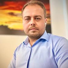 Claude 4.5: A Breakthrough in AI Context Management