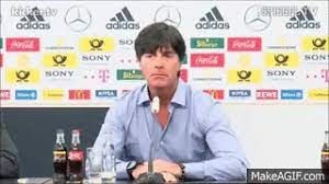 Interview mit joachim löw zum thema die hutschnur im 16 jahrhundert und ihre auswirkungen auf die bauernkriege. Das Ist Schon Das Ist Wunderschon Jogi Low Tv Total On Make A Gif
