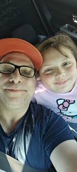 Dane Robertson's Instagram, Twitter & Facebook