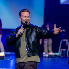 Daniel Adams (@snldan) • Facebook