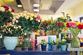 Different Types of Flower Arrangements to Beautify Special Occasions –  Beverly Hills Flower Gallery