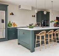 Dark Green Shaker Kitchen | Tom Howley