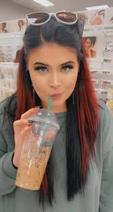 Qué pelo te gustó más? 1. Tinte partido rojo/negro 2. Marea de aceite 3.  Raíces de fantasma arco iris 4. Piezas de dinero rojo 5. Azulado/negro