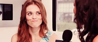 #dylan o'brien #dylan o'brien gifs #stiles stilinski #holland roden #lydia martin #tyler posey #scott mccall #shelley hennig #malia tate #malia hale #teen wolf #dylan obrien #mtv #dob #dobw …. Holland Roden Gif Cerca Con Google On We Heart It