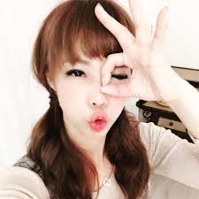 三立inews 張懷慈- 今天這造型走在路上感到有些不自在，畢竟年紀也大了！！（煙🚬） #就當拍浪漫滿屋#喬妹綁的時候到底幾歲#