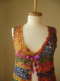 Renkli Ipten Yapilmis Orgu Bayan Yelek Orgu Modelleri Crochet Clothes Crochet Crochet Top
