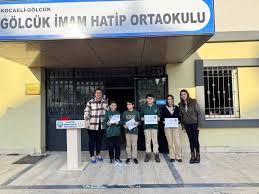 GİHO Kitap Konuşan Çocuklar Projesi kapsamında Yazar-Okur Söyleşisi  Gerçekleştirdik... - Gölcük İmam Hatip Ortaokulu