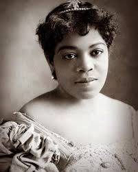 Discovering Unknown Singers and Black Female Singers