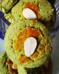 Tanamlah bibit kacang tanah tersebut pada lubang tanam yang sudah dipersiapkan. Resepi Biskut Kacang Hijau Green Peas Cookies Recipe