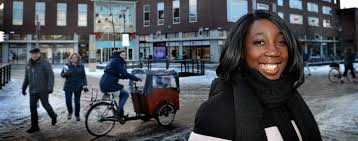 Hij kreeg een functie in de afdeling marketing & communicatie. Houtense Zangeres Pearl Jozefzoon Komt Met Paas Cd Als Ze Me Vragen Voor The Passion Zou Ik Het Zeker Doen Utrecht Gelderlander Nl