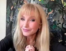 Rebecca De Mornay admits 'The Hand That Rocks the Cradle' remake felt 'like  a betrayal': 'How dare you'