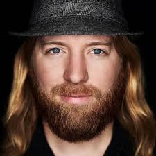 Blake Crosby (@crosbycreative) • Instagram photos and videos