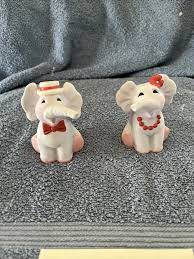 Figi's Inc Cute Elephants. Girl And Boy Salt & Pepper Shaker 2004 