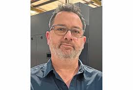 Adam Golder's Instagram, Twitter & Facebook