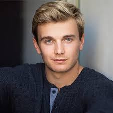 Kurt Fahey's Instagram, Twitter & Facebook