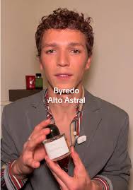 I could drink this fragrance like coconut water 🥥 @BYREDO #perfumetiktok  #fragrancetok #altoastral #byredo