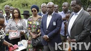 Light moment as gideon moi appreciates his daughter and mother. Latest Breaking Kenya News In Kenya Today Kdrtv