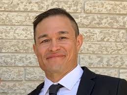 Stephen Pang's Instagram, Twitter & Facebook