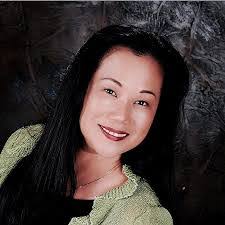 Jennifer Lau's Instagram, Twitter & Facebook