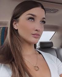 Kasey Cline's Instagram, Twitter & Facebook