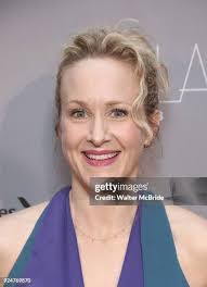 Katie Finneran's Instagram, Twitter & Facebook