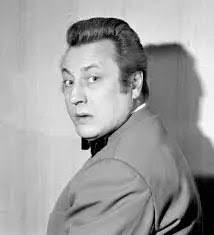 J'ai un copain, il est pilote...