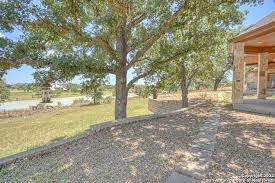 137 Abrego Ridge Dr Floresville Tx