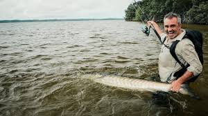 Il anime les émissions tv mordu de la pêche, fishing adventurer diffusées dans plus de 120 pays anglophones et francophones, depuis 2005. Chasing Monsters With Cyril Chauquet Beitrage Facebook