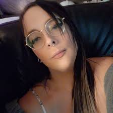 Who is a good tailor in the area?