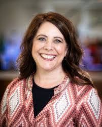 Leslie Depriest's Instagram, Twitter & Facebook