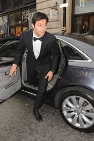 Richard Armitage Showing How A Tall Guy Gets Out Of A Car Richard Armitage Televisione Audi