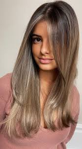 Romantic Hair Colour Ideas For Wedding-Day Glamour : Metallic Blonde Medium  Length