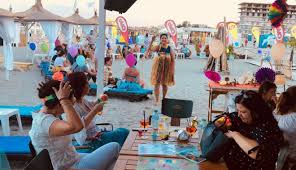 Vremea pentru europa pentru luna iulie 2018. Petrecere Retro La Saint Tropez Beach Mamaia Nord Cuget Liber