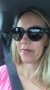 2 layers of first love 1 layer of caramel apple❤