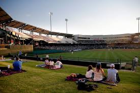 Most fencing laws limit the height of artificial fences in residential areas to four feet in front yards and six feet in backyards. After 619 Days Okc Dodgers Baseball Returns To The Brick