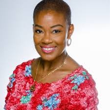 Lisa Batiste's Instagram, Twitter & Facebook