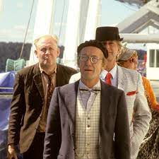 Tv3 kanal 5 tv tablå. Stream Lysande Sickan Jonssonligan Cover By Hjotar Listen Online For Free On Soundcloud