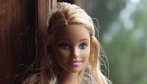 Barbie Miller's Instagram, Twitter & Facebook