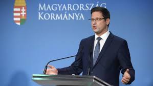 A legfrissebb döntésekről gulyás gergely és szentkirályi alexandra számolt be a kormányinfón. Kormanyinfo Portfolio Hu