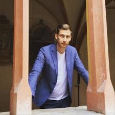 Bei der targobank kannstdu auch online einen kredit beantragen. Tobias Schalk Filialleiter Targobank Ag Xing