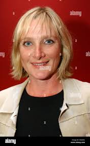 Lesley sharp hi-res stock photography and images
